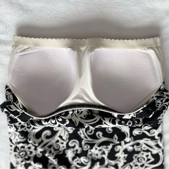 Lands’ End Tankini Swim Top Black W/White Floral Pattern Size 10 - Picture 4 of 13